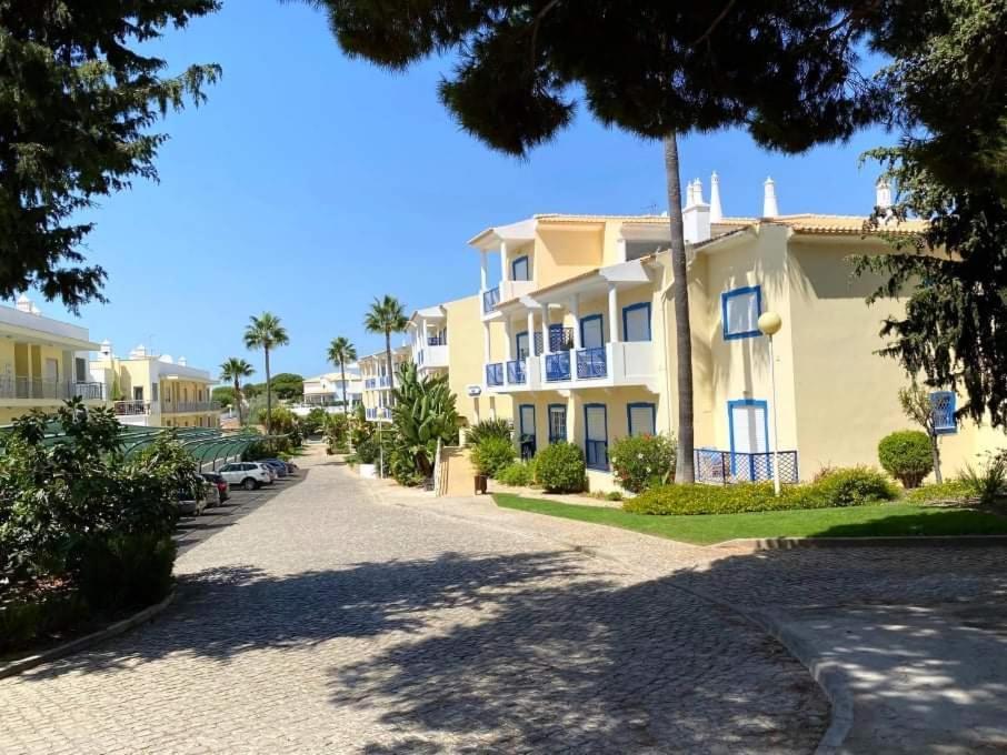 Flamingo'S Apartment W/ 2 Swimming Pool Albufeira Exterior photo